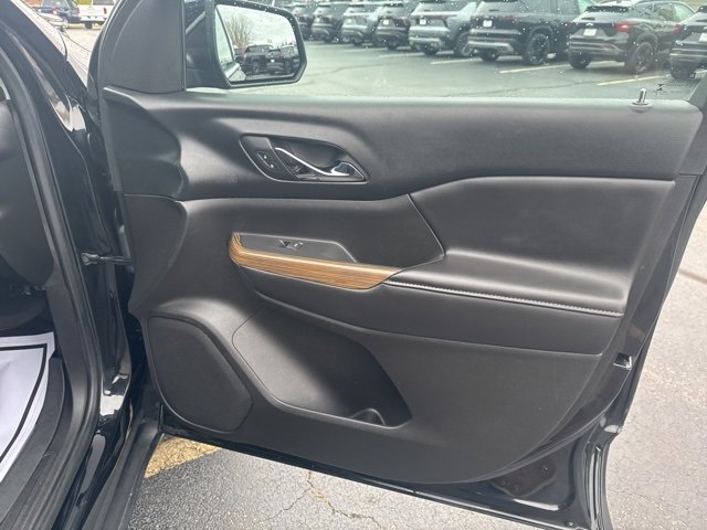 Used 2018 GMC Acadia SLE w/ LPO, Floor Liner Package image 12