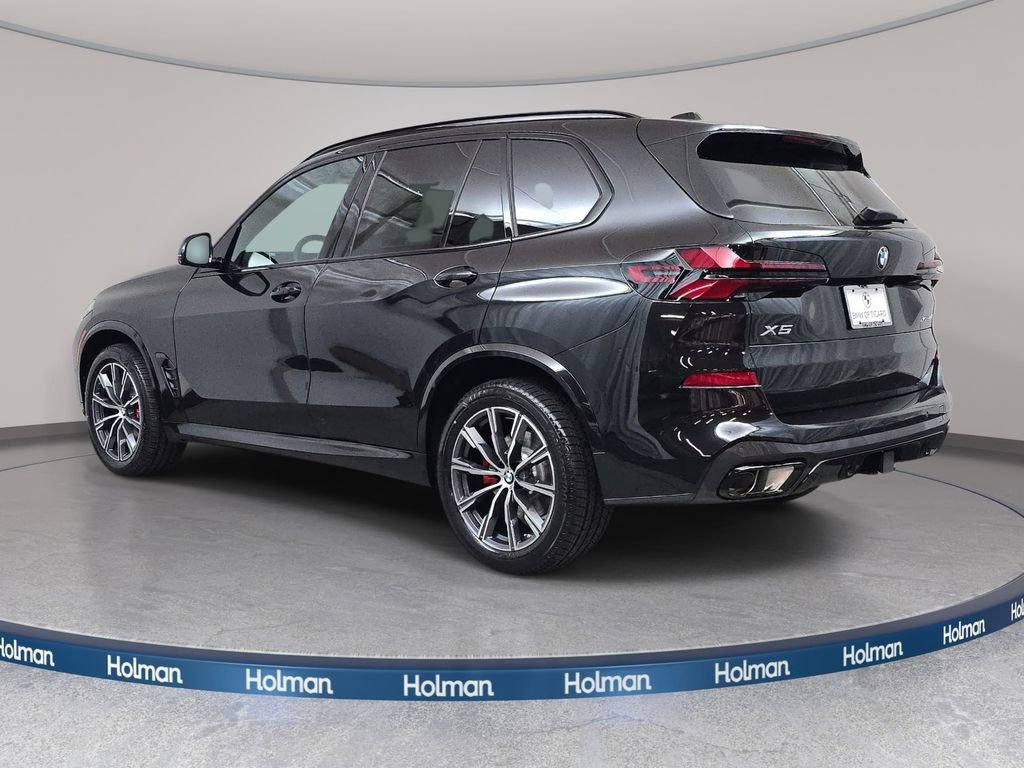 New 2026 BMW X5 xDrive40i w/ M Sport Package AWD/4WD image 7