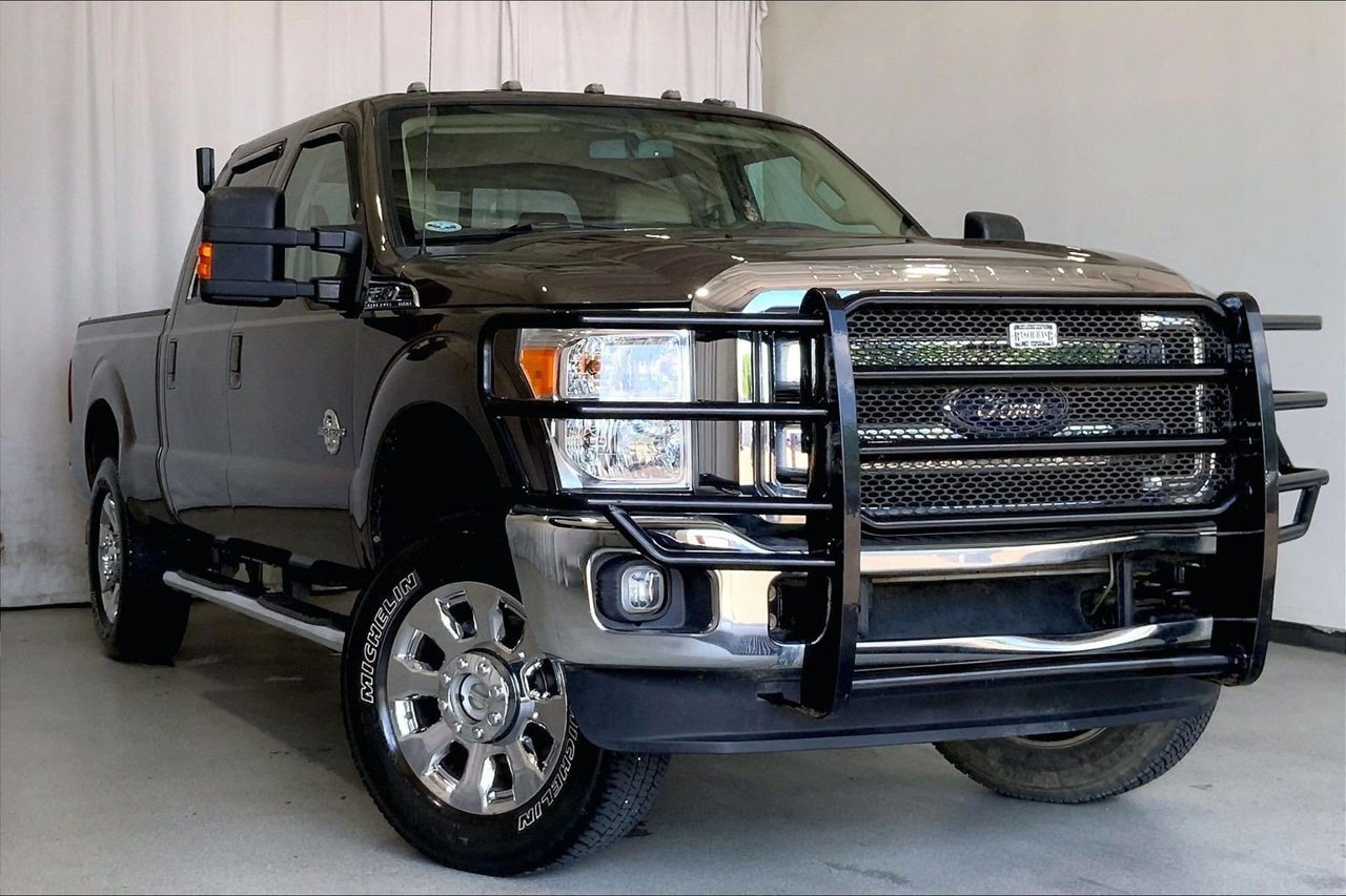 Used 2016 Ford F250 Lariat w/ Lariat Interior Package AWD/4WD image 34