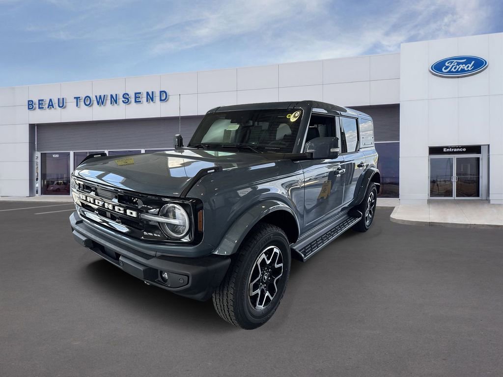 New 2025 Ford Bronco Outer Banks image 3