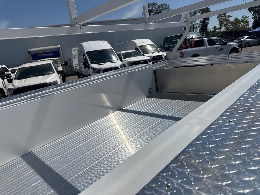 New 2026 Ford F550 4x4 Crew Cab image 14
