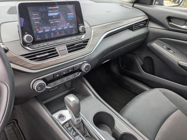 Used 2025 Nissan Altima 2.5 SV AWD/4WD image 22