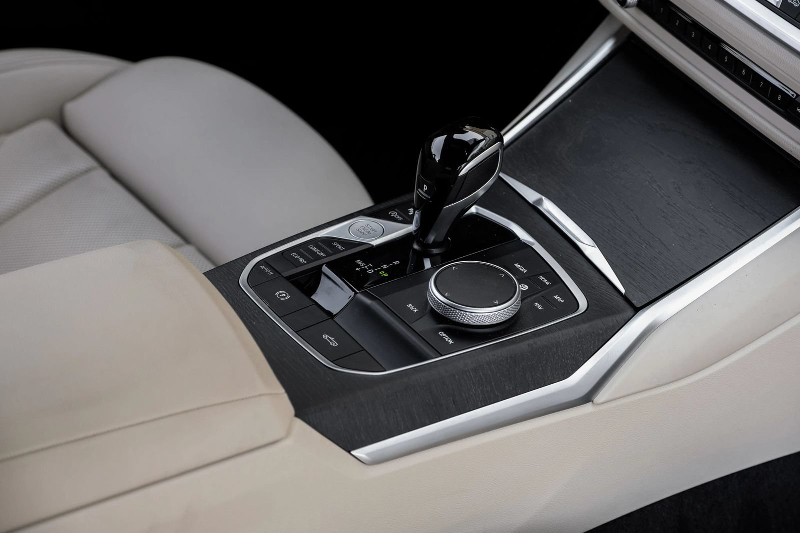 Used 2023 BMW 430i Convertible w/ Premium Package RWD image 25