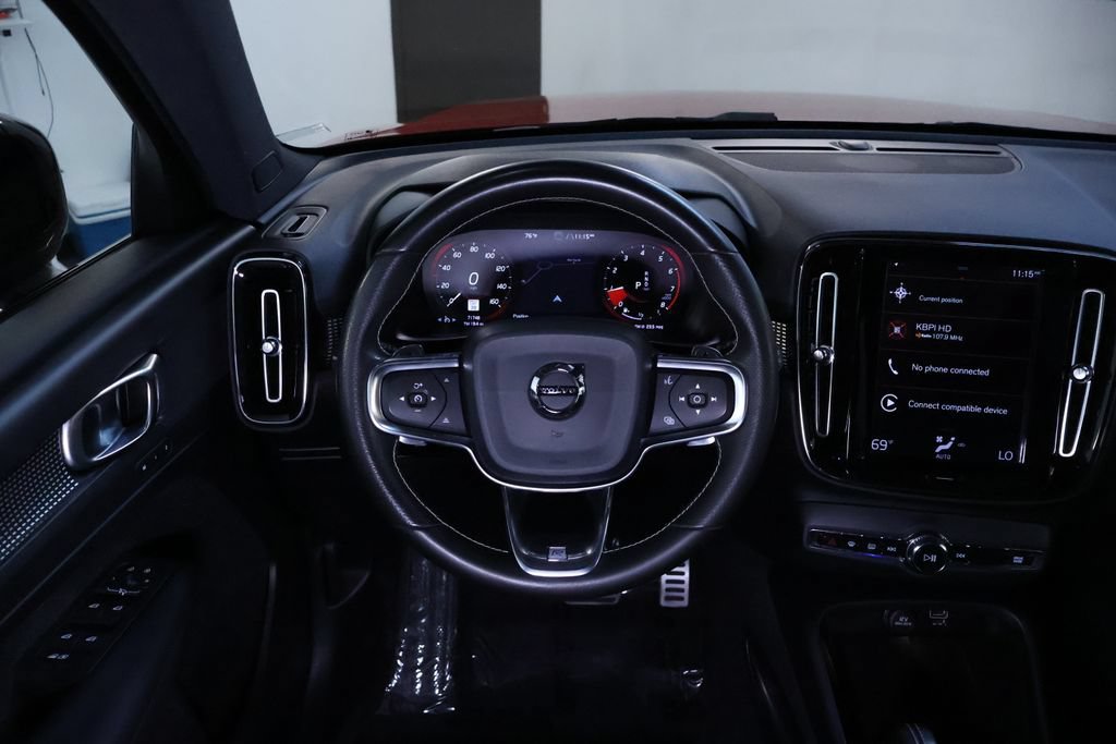 Used 2020 Volvo XC40 T5 R-Design AWD/4WD image 19