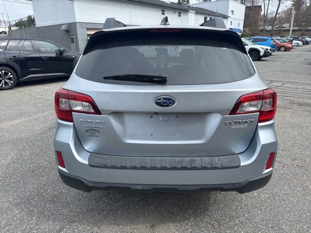 Used 2017 Subaru Outback 2.5i Premium AWD/4WD image 5