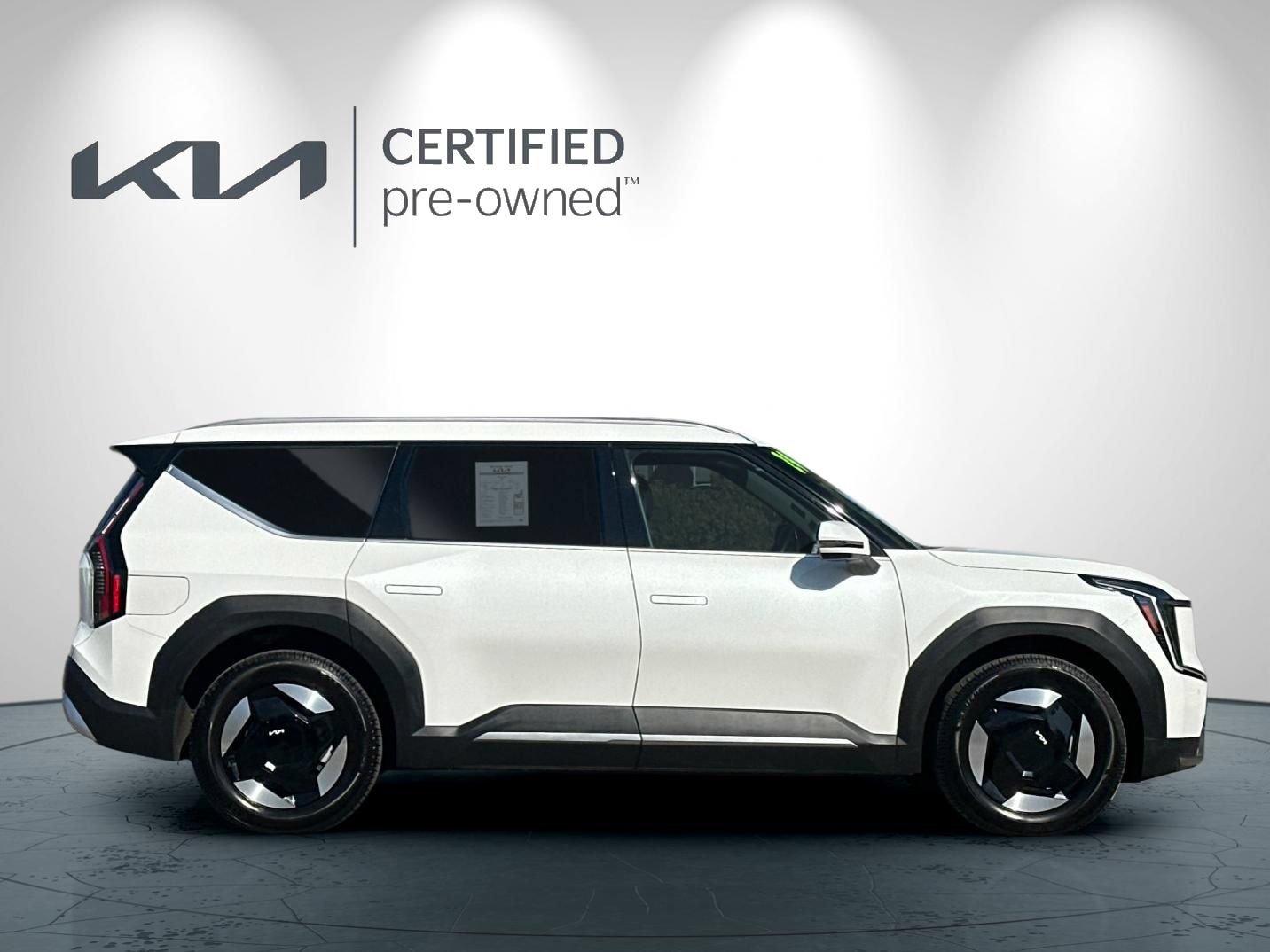 Certified 2024 Kia EV9 Wind AWD/4WD image 3