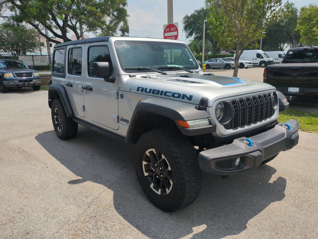 Used 2024 Jeep Wrangler Unlimited Rubicon 4xe AWD/4WD image 2