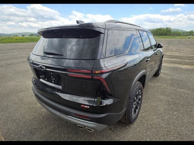 Used 2026 Chevrolet Traverse Z71 w/ Driver Confidence Package AWD/4WD image 4