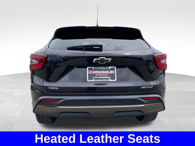 Used 2024 Chevrolet Trax ACTIV w/ Sunroof Package FWD image 4