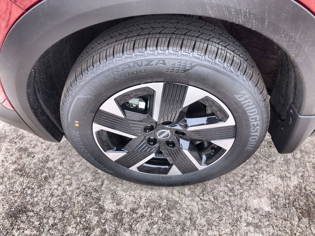 New 2025 Nissan Kicks SV w/ SV Premium Package AWD/4WD image 10