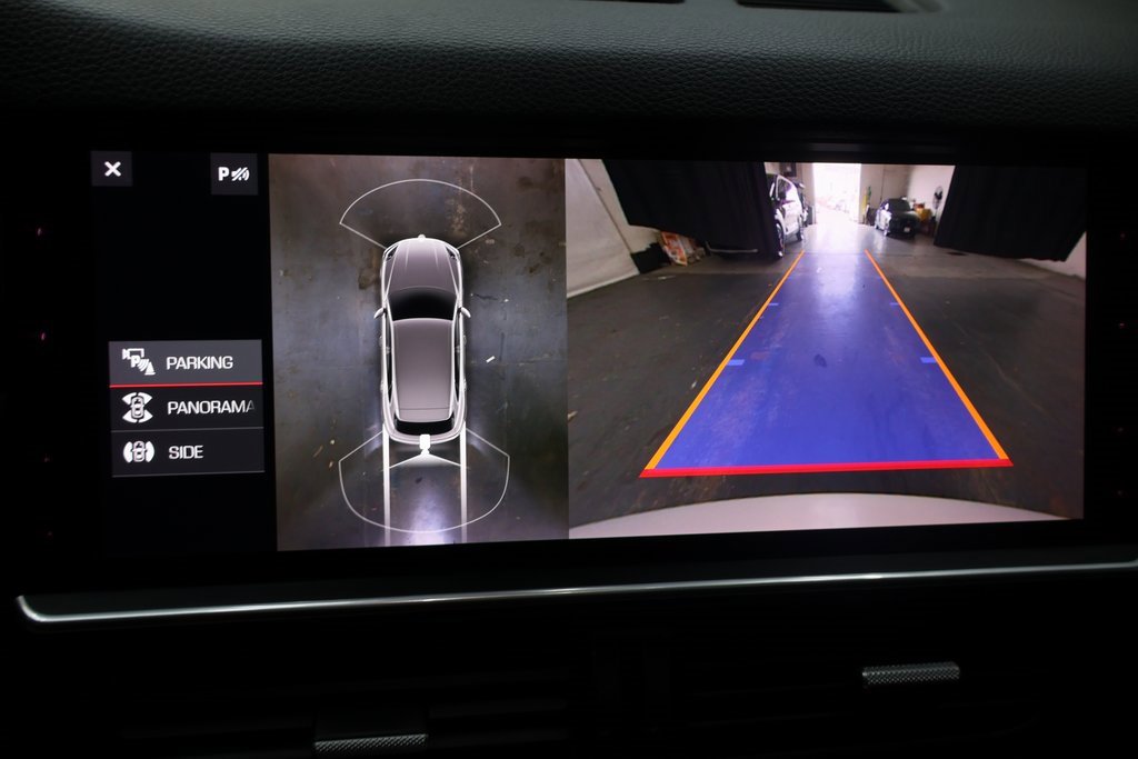 Used 2021 Porsche Cayenne image 23