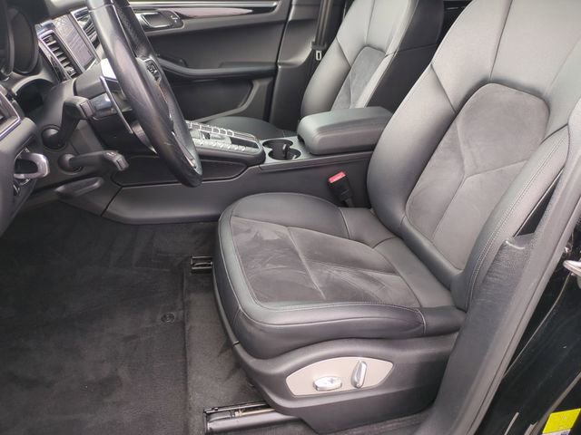 Used 2018 Porsche Macan image 12