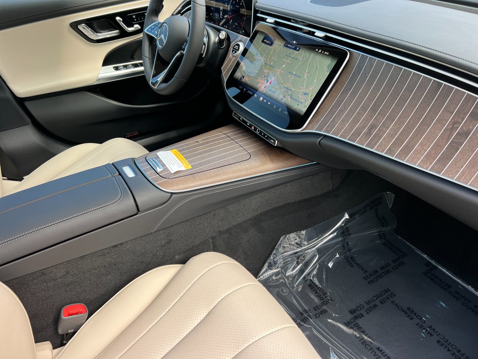 New 2027 Mercedes-Benz E 350 4MATIC Sedan image 14
