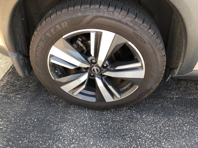 Certified 2023 Nissan Rogue SL image 6