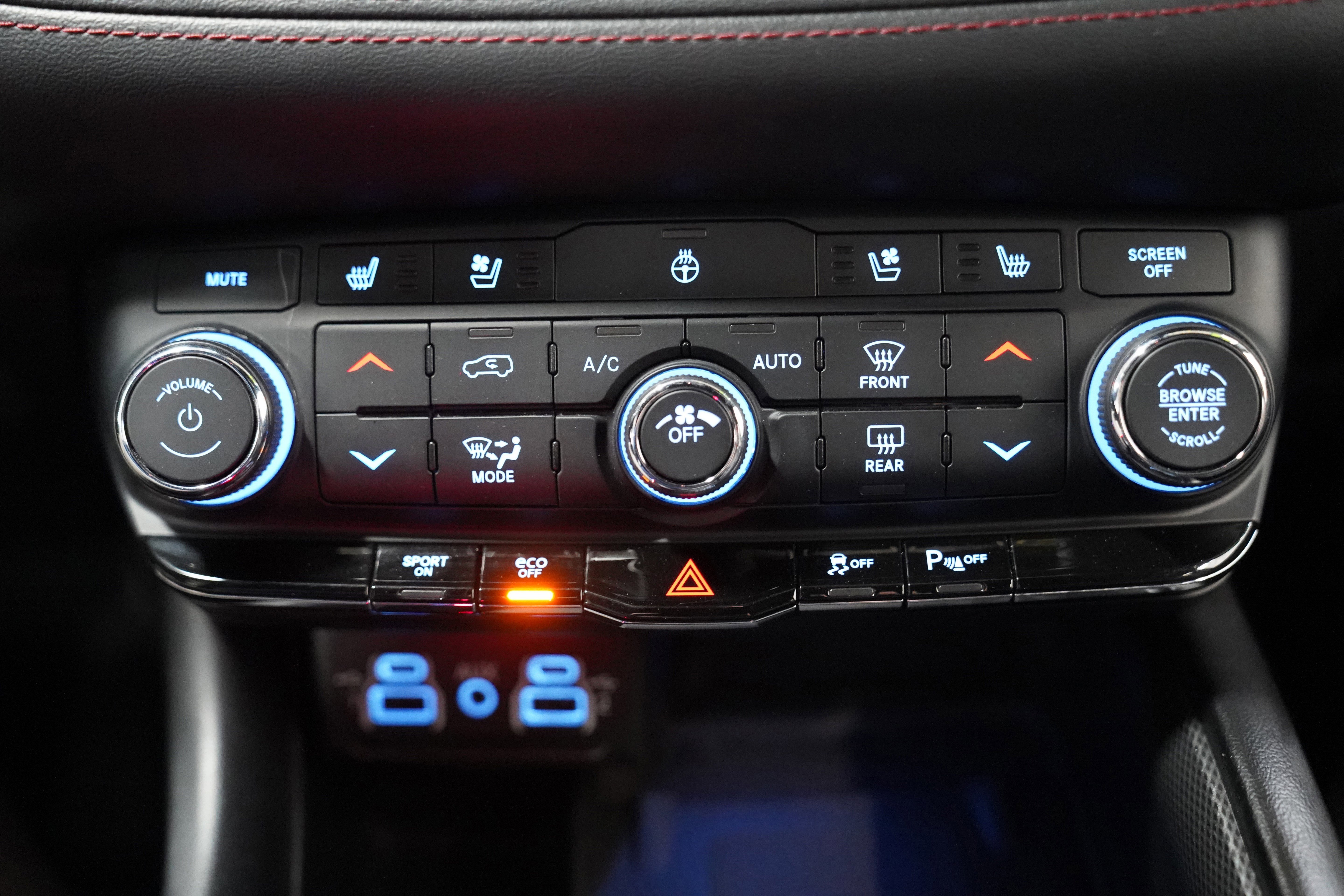 Used 2022 Dodge Durango R/T w/ Blacktop Package image 29