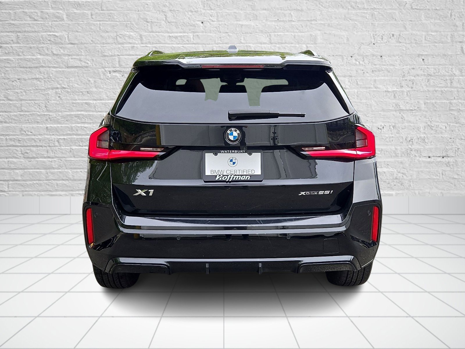 Used 2023 BMW X1 xDrive28i w/ M Sport Package AWD/4WD image 5
