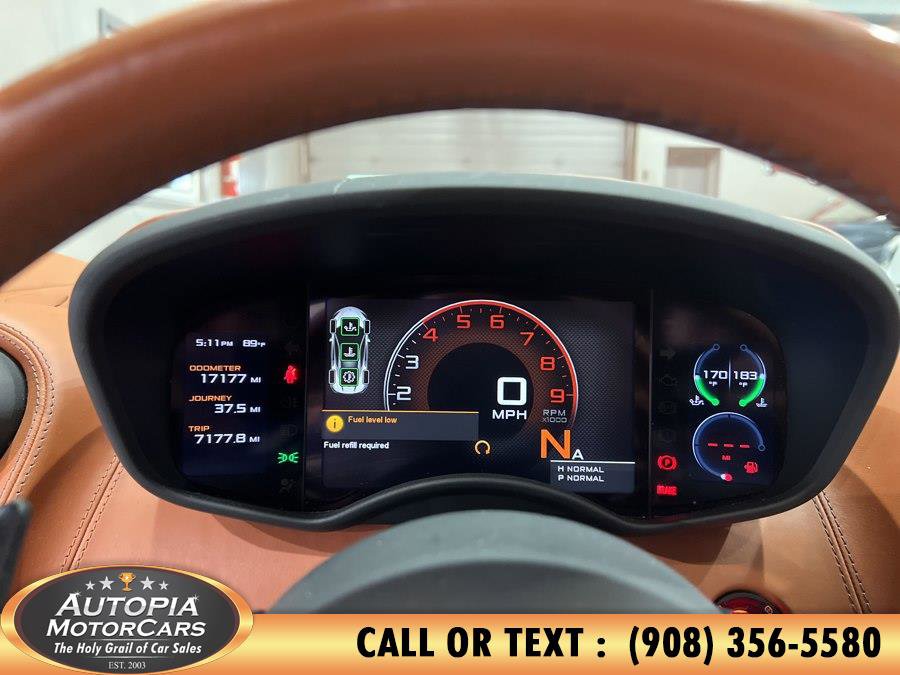 Used 2017 McLaren 570S RWD image 17