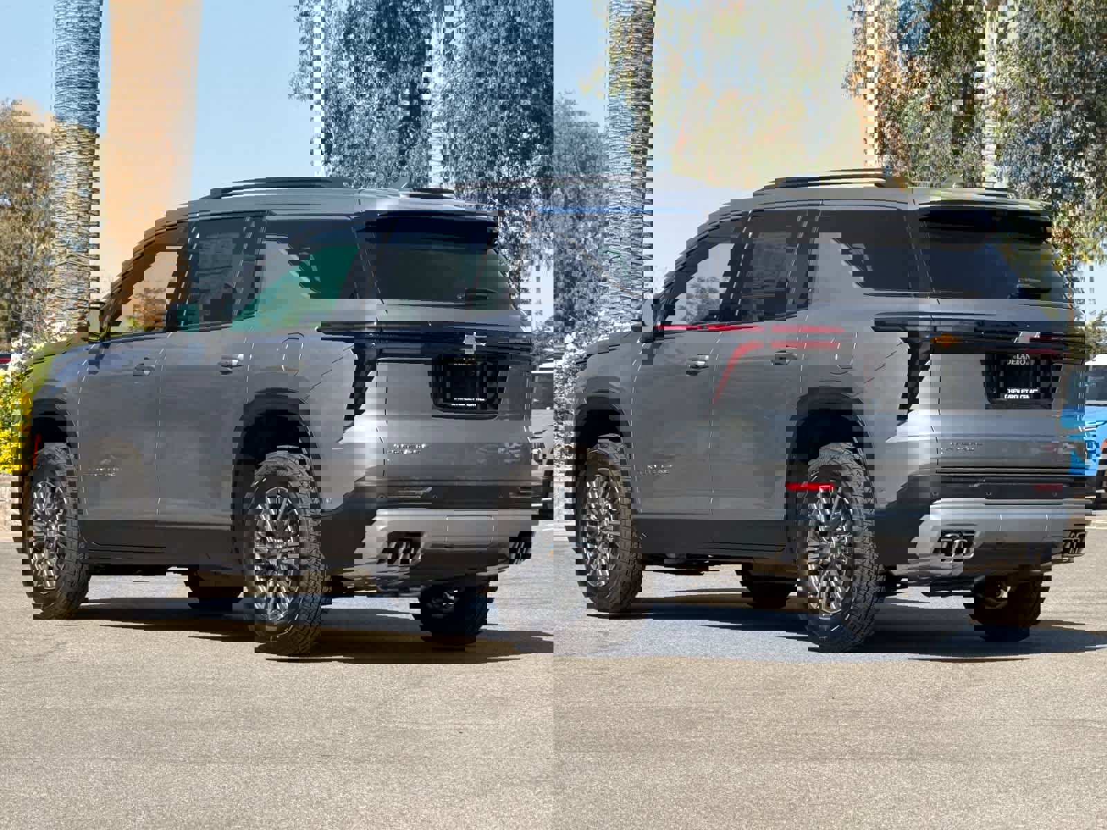 New 2026 Chevrolet Traverse LT w/ Enhanced Driving Package image 3