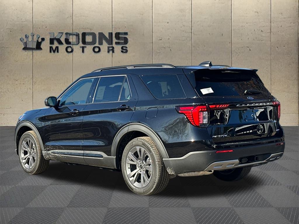New 2026 Ford Explorer Active w/ Active Comfort Package image 6