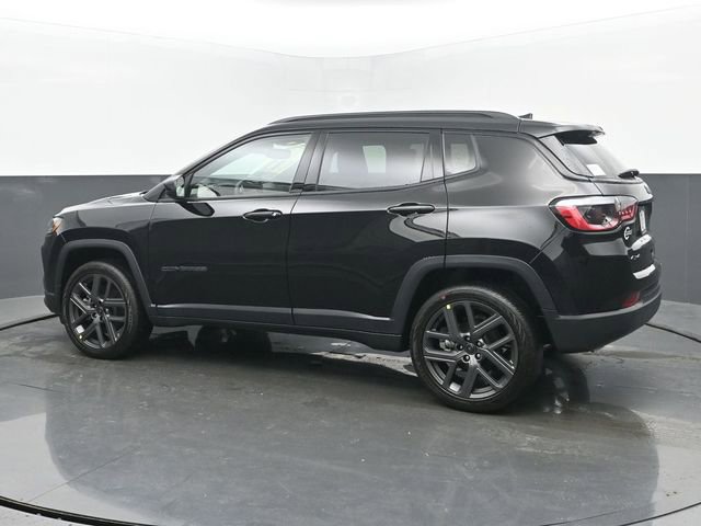 New 2026 Jeep Compass Latitude w/ Sun and Sound Group image 3