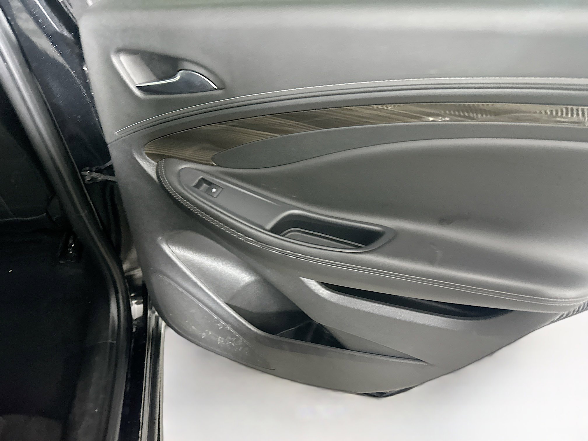 Used 2020 Buick Envision Essence image 30