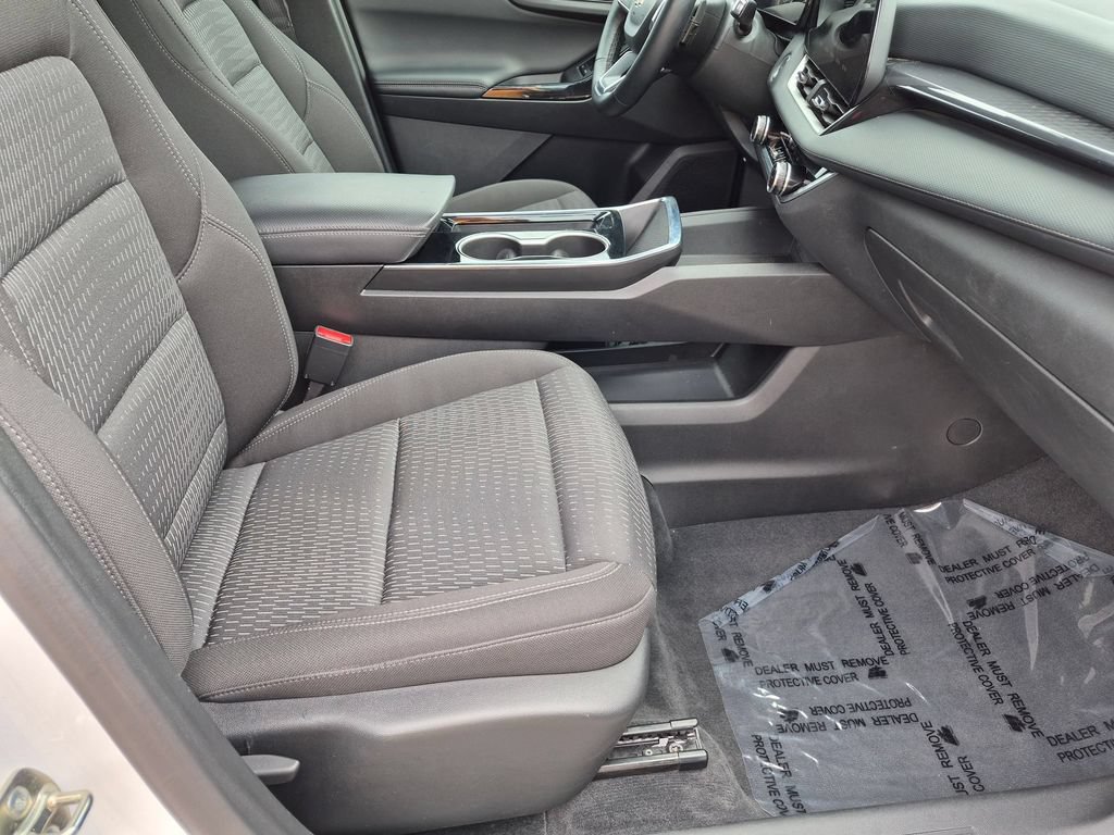 Used 2025 Chevrolet Equinox LT AWD/4WD image 29