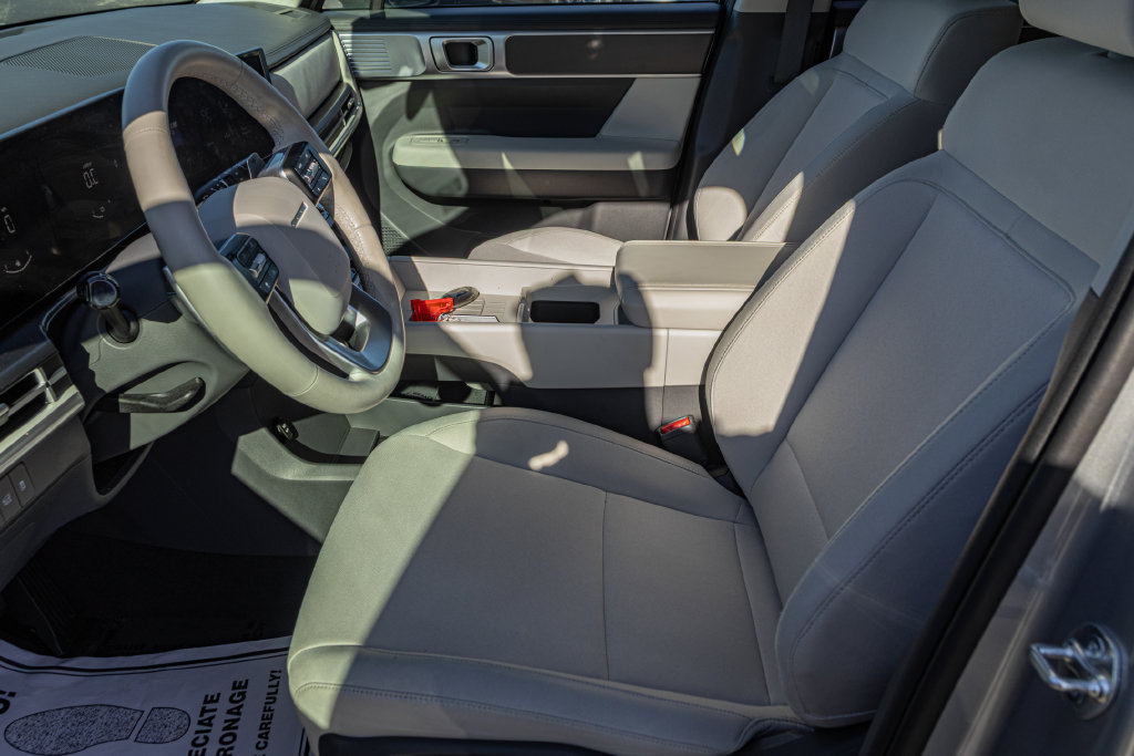 Certified 2026 Hyundai Santa Fe SE AWD/4WD image 14