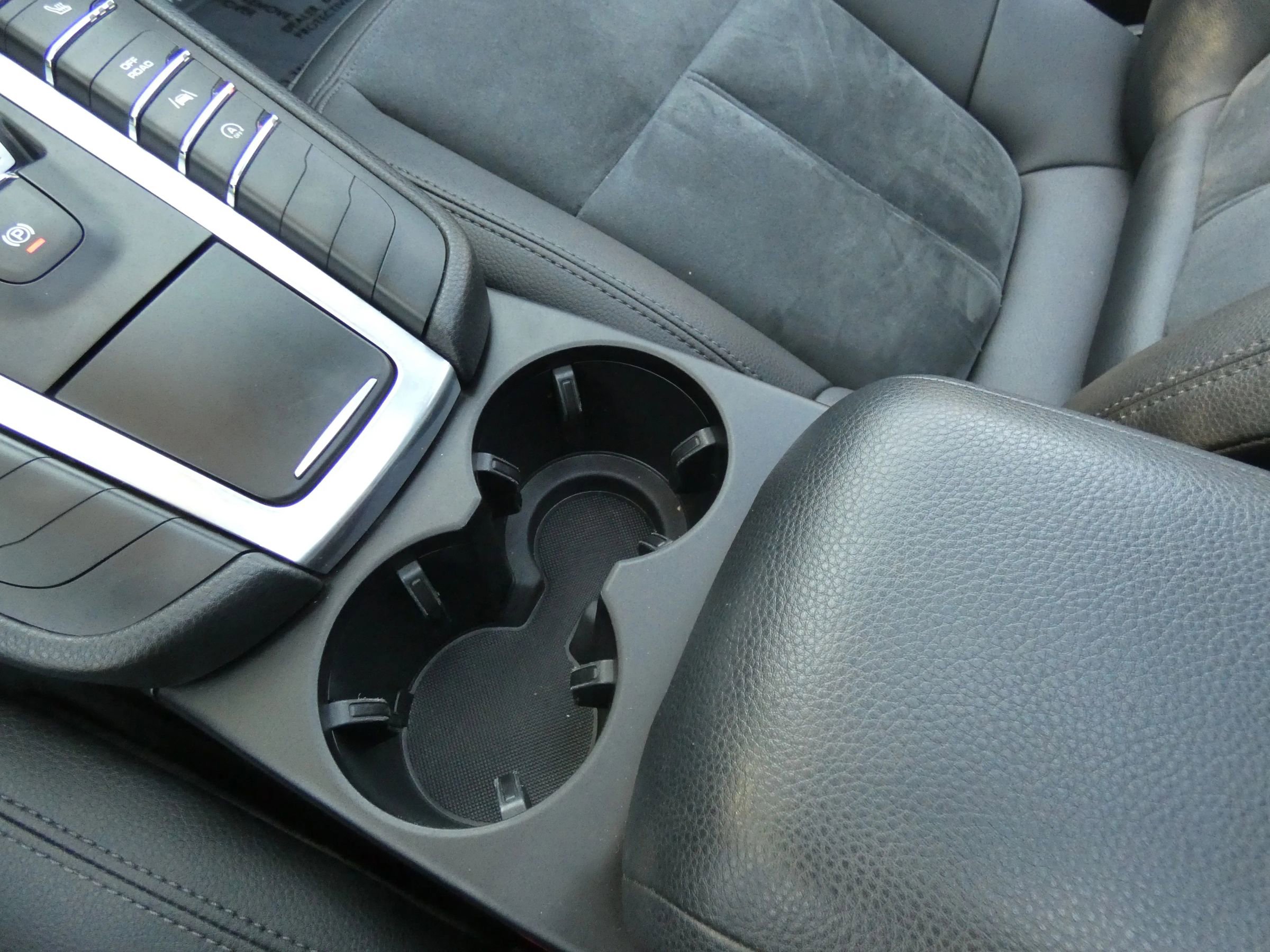 Used 2018 Porsche Macan Sport Edition image 63