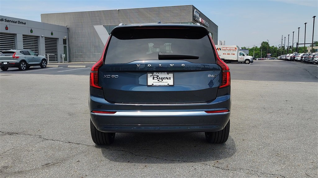 New 2026 Volvo XC90 B6 Plus w/ Protection Package Premier image 41