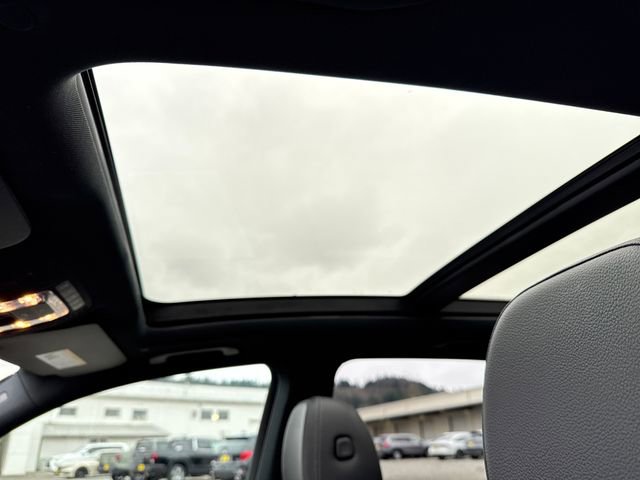 Used 2020 Mercedes-Benz GLE 450 4MATIC image 32