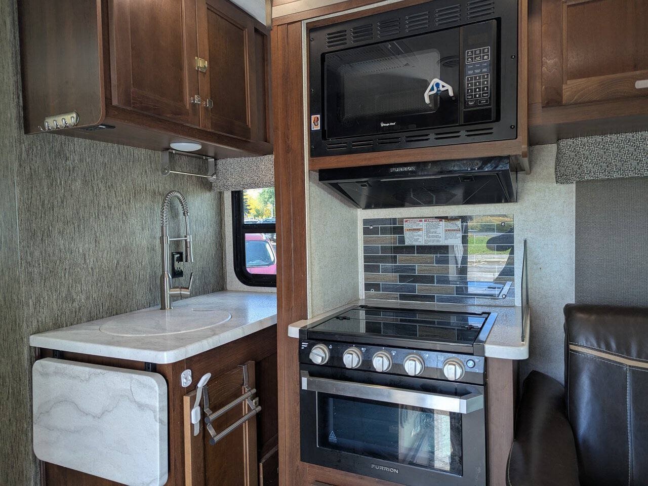 Used 2018 Ford E-450 and Econoline 450 Super Duty w/ Motorhome Prep Package RWD image 22