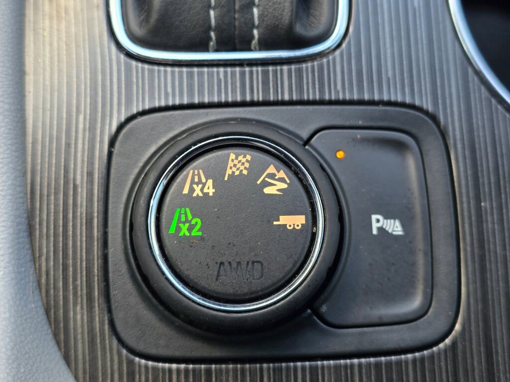 Used 2017 GMC Acadia SLT image 35