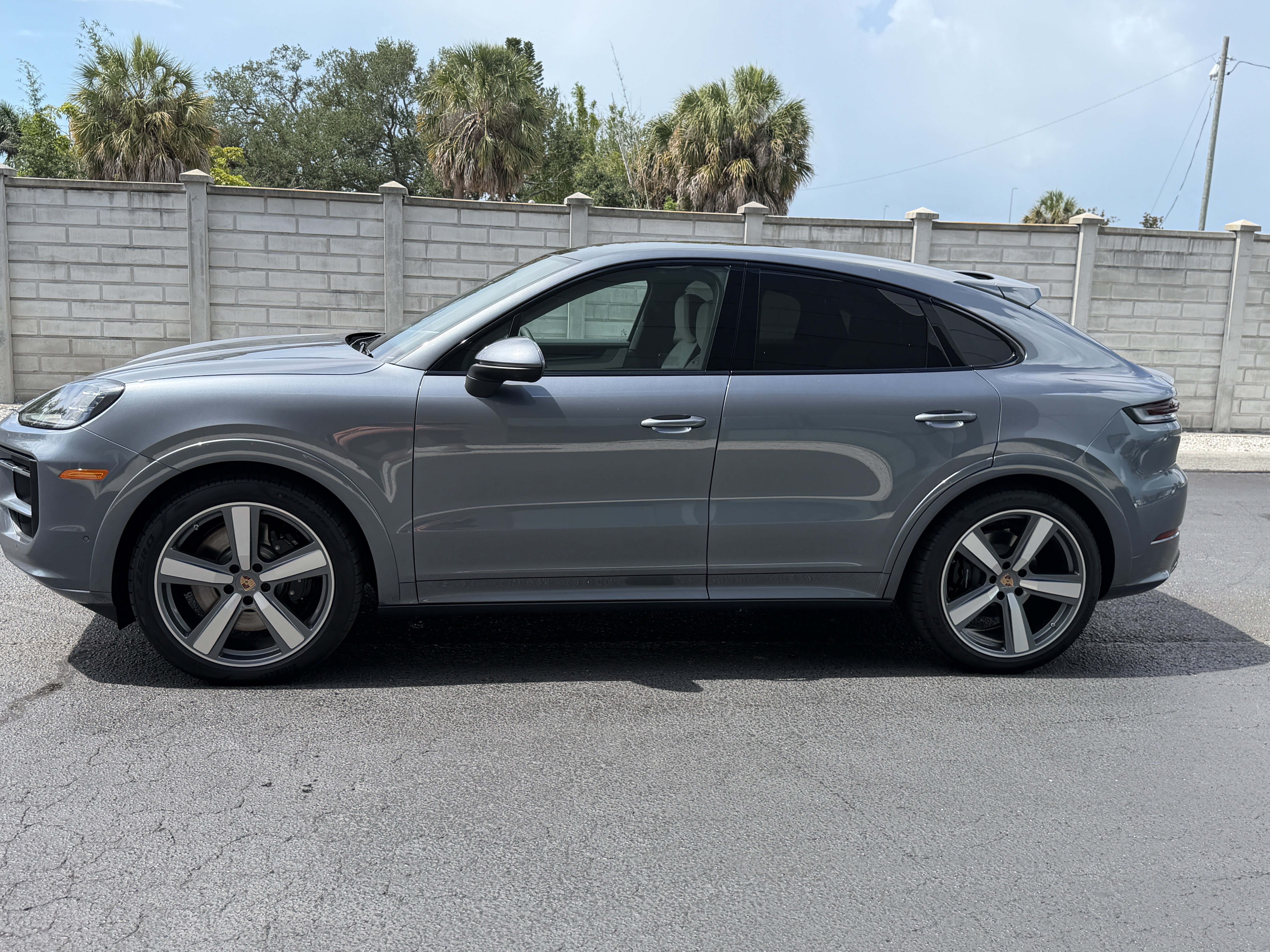 New 2026 Porsche Cayenne S AWD/4WD image 2