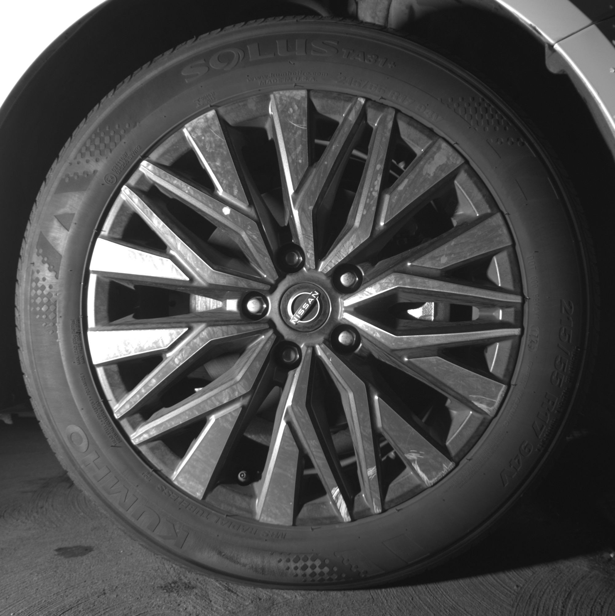 Used 2025 Nissan Altima 2.5 SV image 13