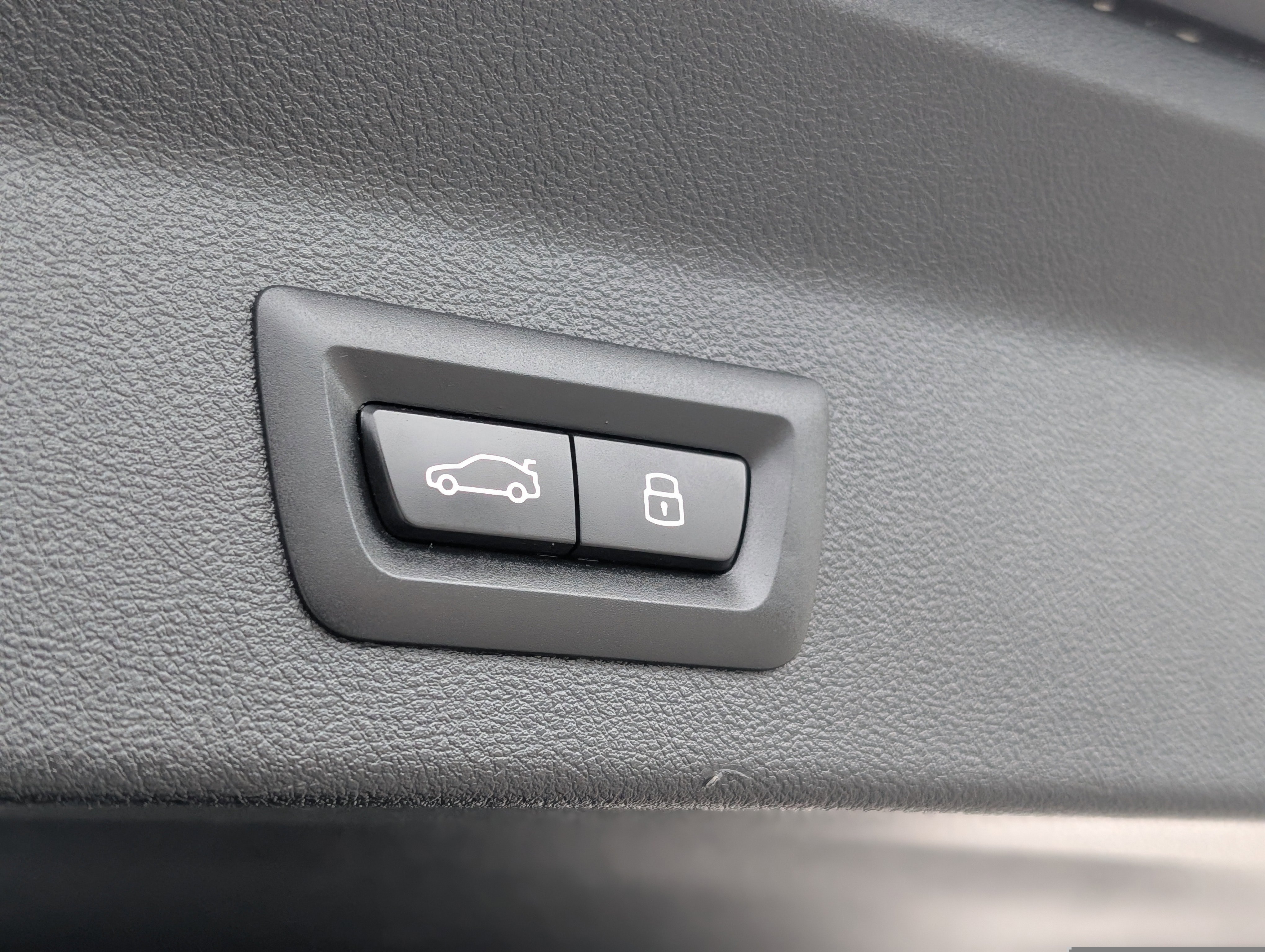 Used 2024 BMW X3 xDrive30i image 45