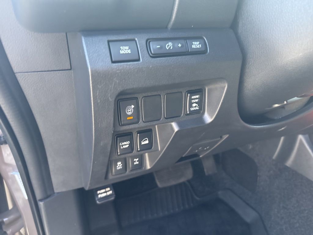 Used 2023 Nissan Frontier PRO-4X w/ Pro Convenience Package AWD/4WD image 12