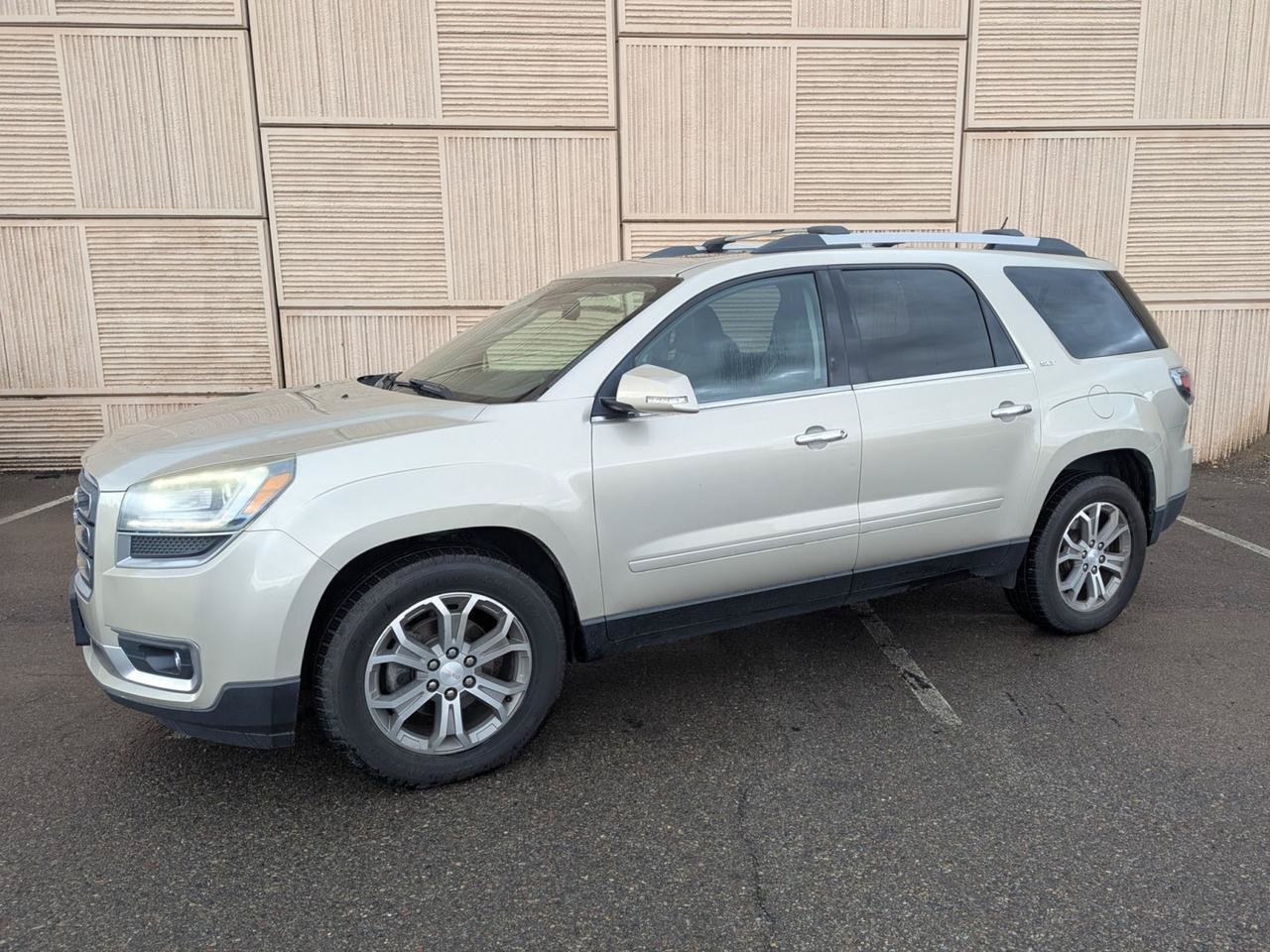 Used 2015 GMC Acadia SLT w/ Open Road Package AWD/4WD image 1