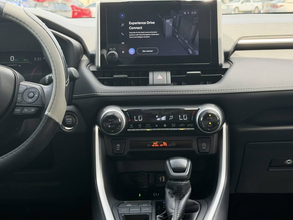 Used 2024 Toyota RAV4 XLE w/ Convenience Package FWD image 16