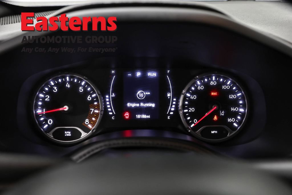 Used 2021 Jeep Renegade Sport image 17