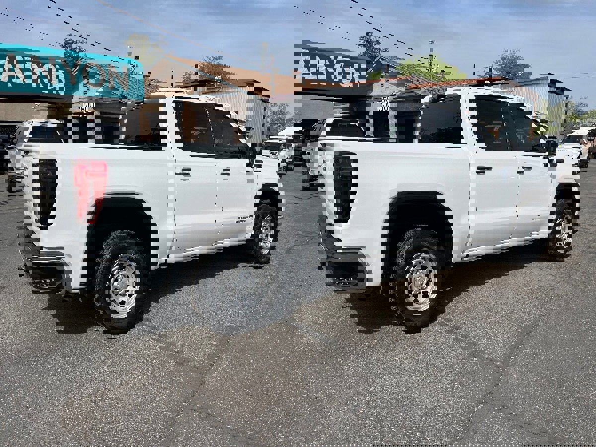 Used 2022 GMC Sierra 1500 Pro w/ Pro Value Package image 4