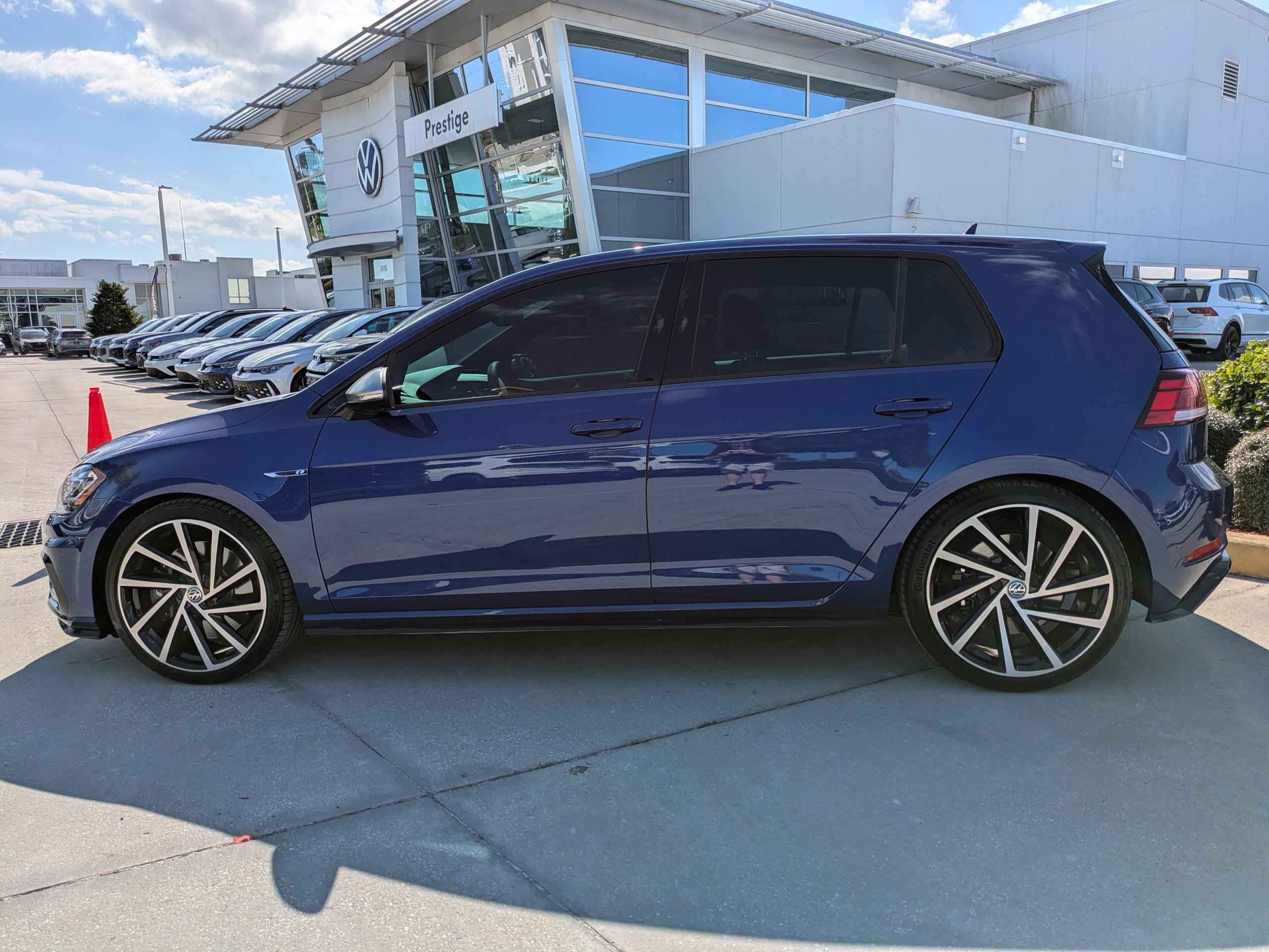 Used 2019 Volkswagen Golf R 4DR HB DSG W/DCC/ image 7