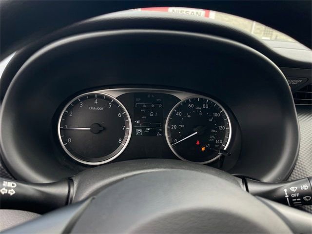 New 2025 Nissan Kicks Play S image 12
