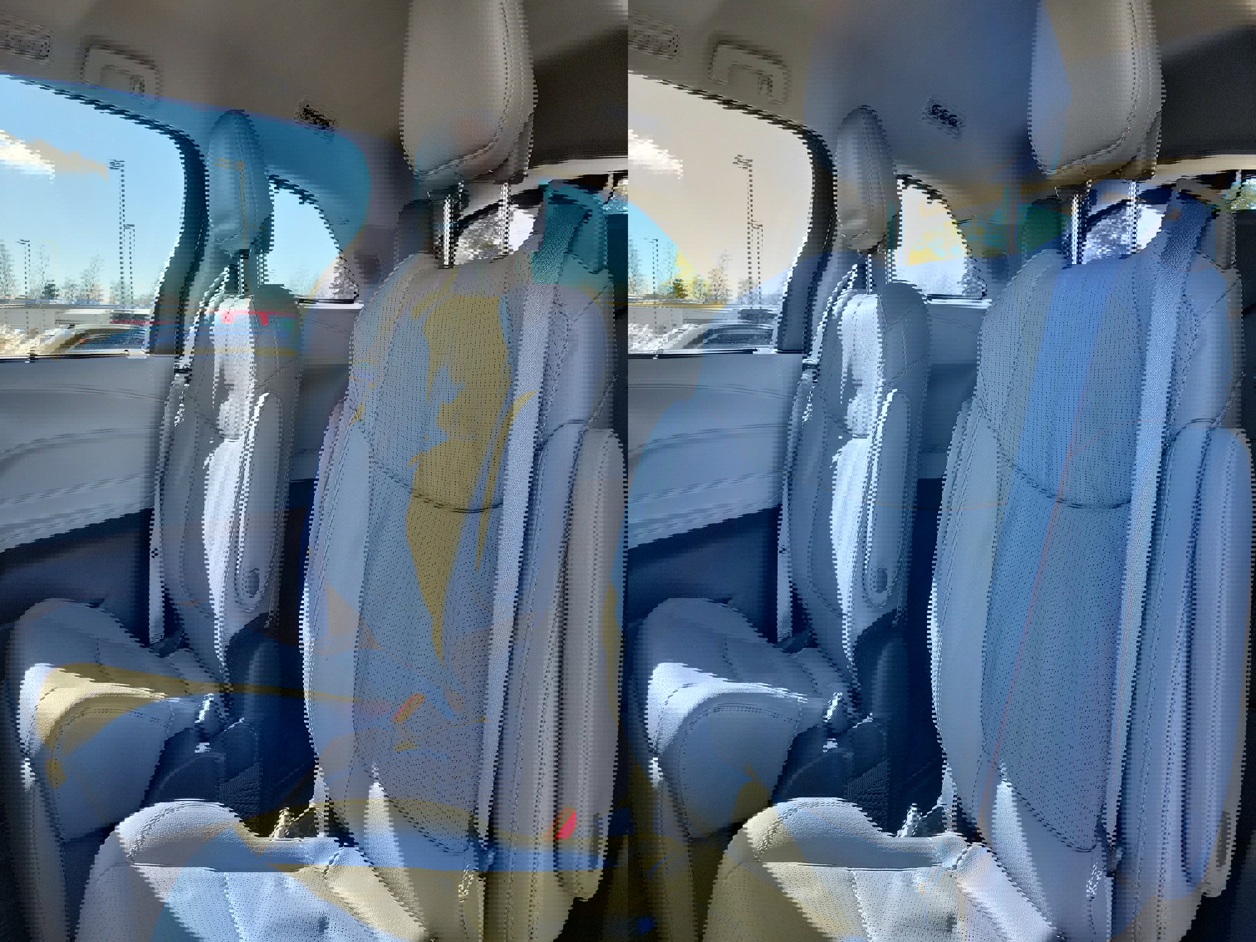 Used 2024 Toyota Sienna Limited image 12