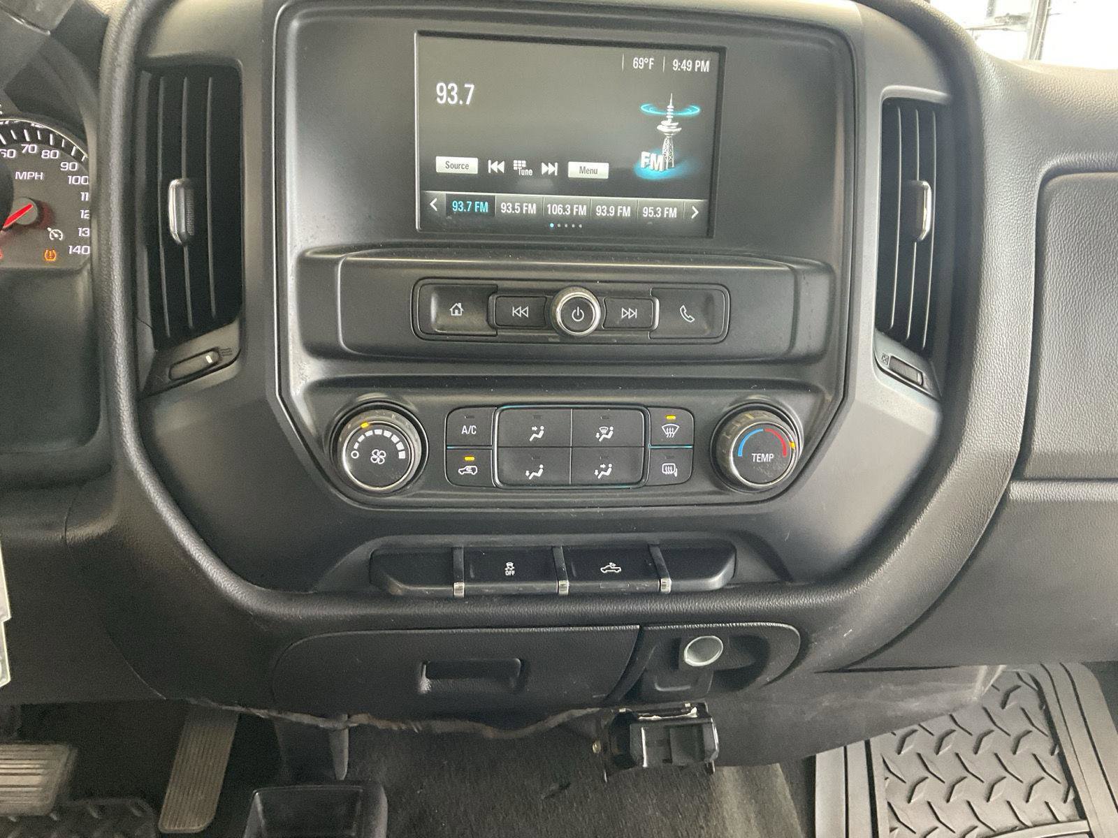 Used 2017 Chevrolet Silverado 1500 LS w/ Trailering Package AWD/4WD image 12