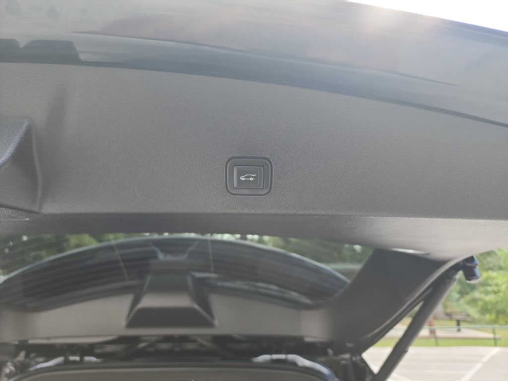Used 2020 Cadillac XT6 Premium Luxury FWD image 38