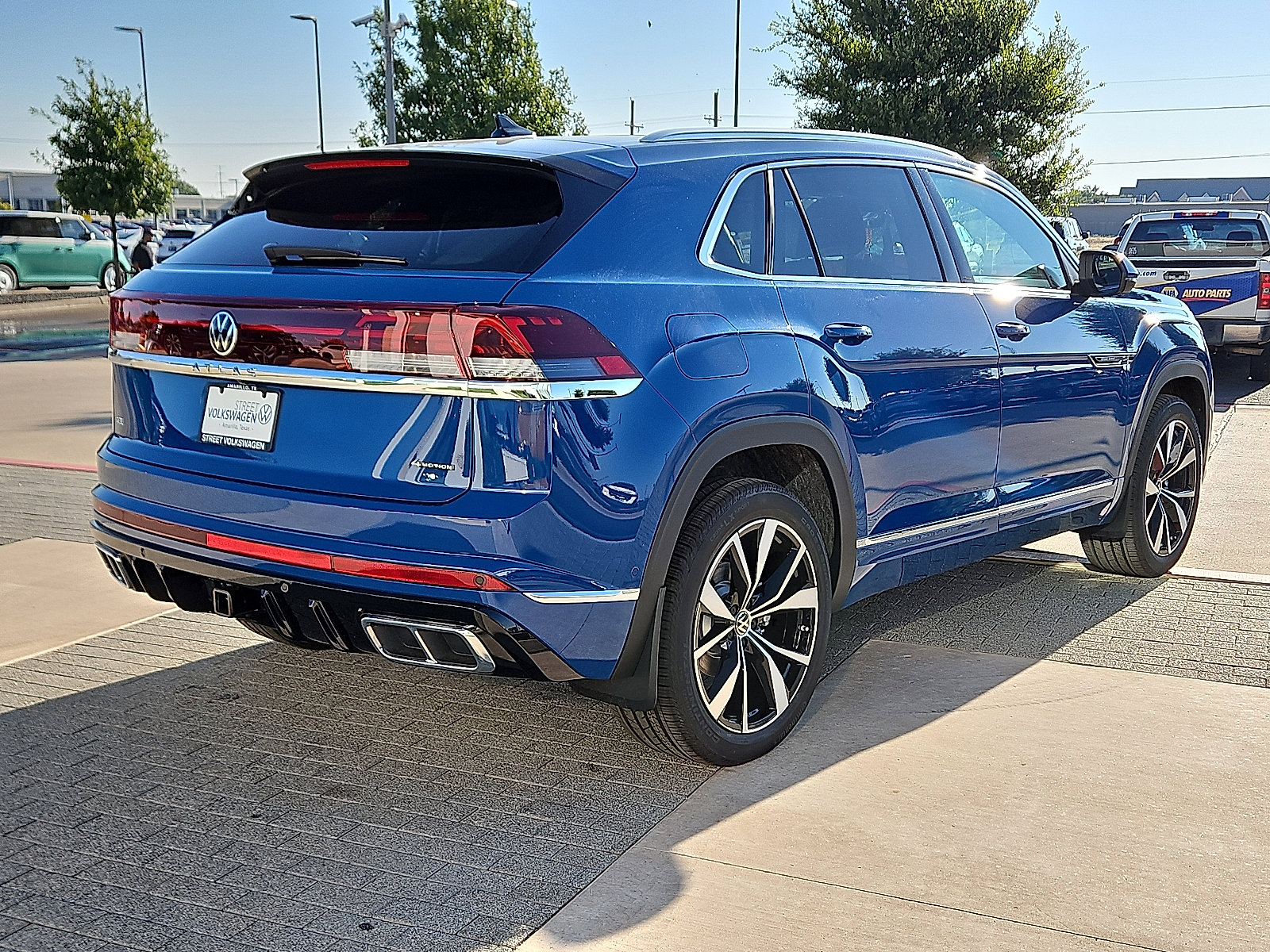 New 2026 Volkswagen Atlas Cross Sport SEL Premium R-Line image 4