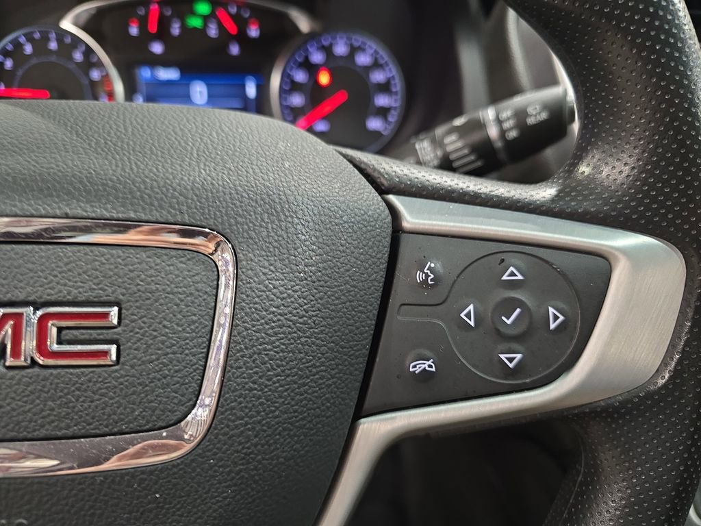 Used 2023 GMC Acadia SLE w/ Elevation Edition FWD image 19