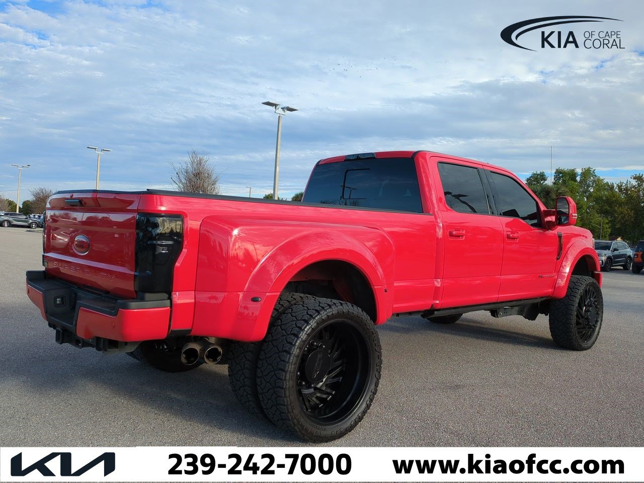 Used 2019 Ford F450 Lariat w/ Lariat Value Package image 5