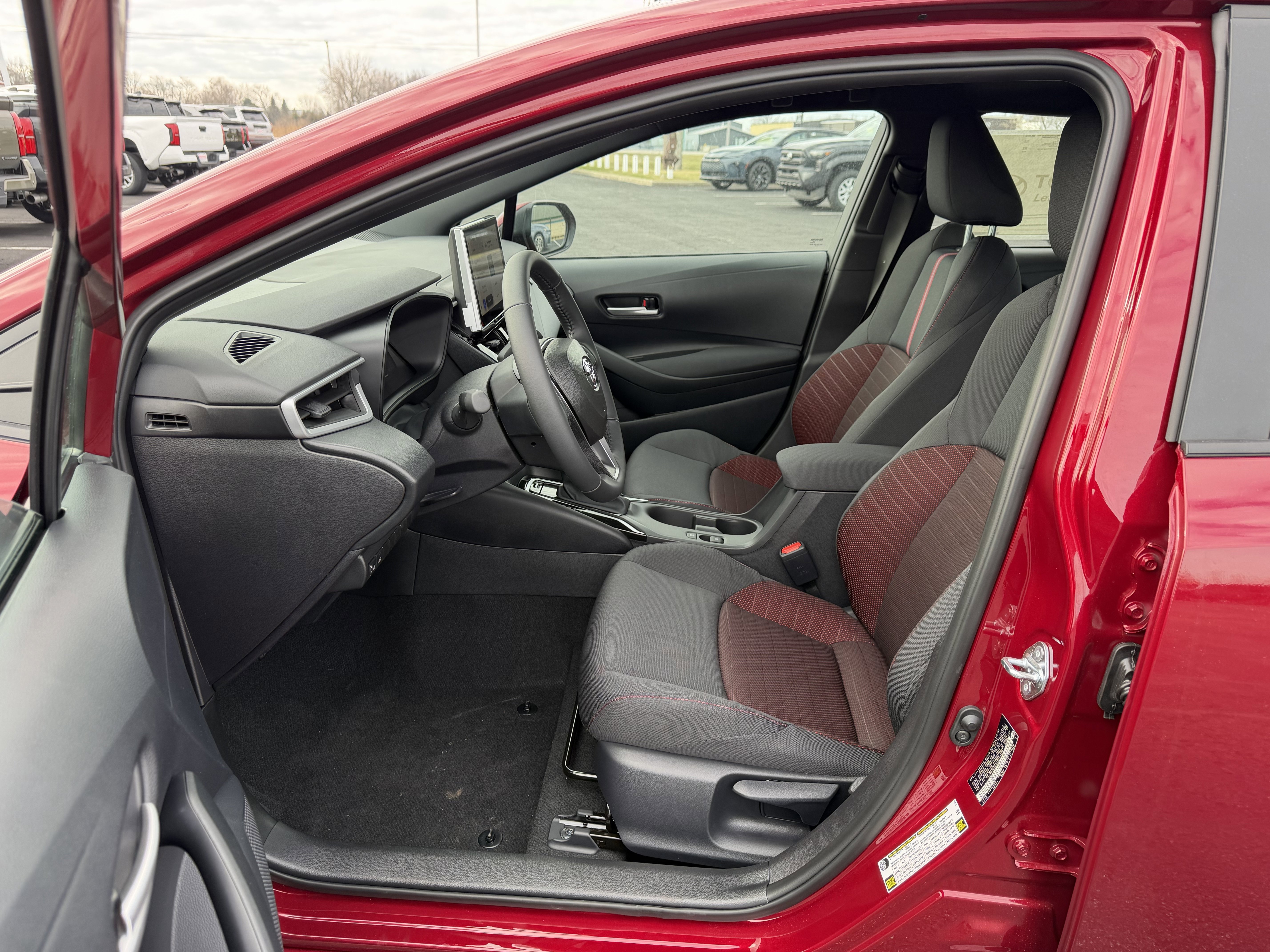 New 2026 Toyota Corolla SE w/ SE Package image 8