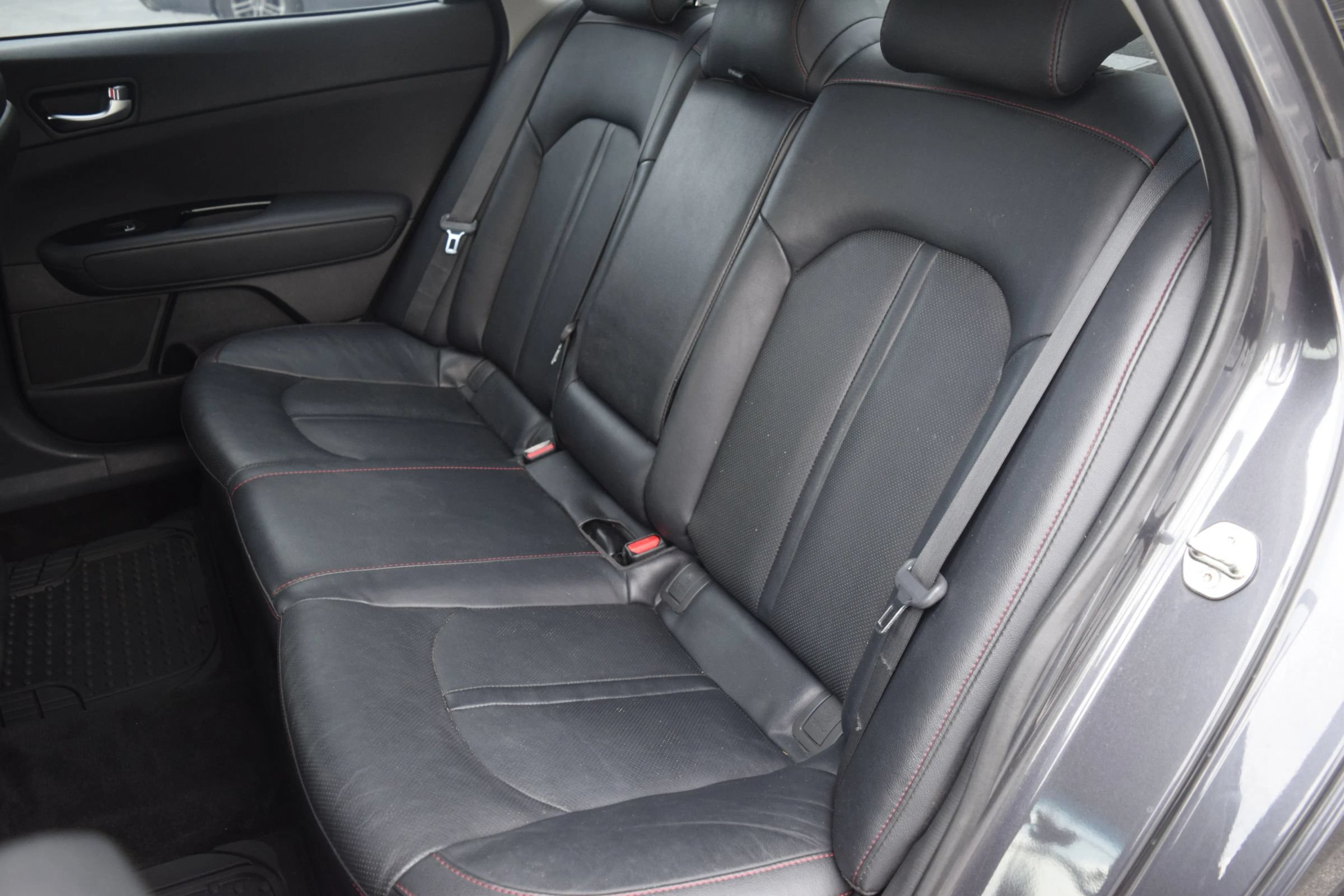 Used 2018 Kia Optima SX FWD image 6